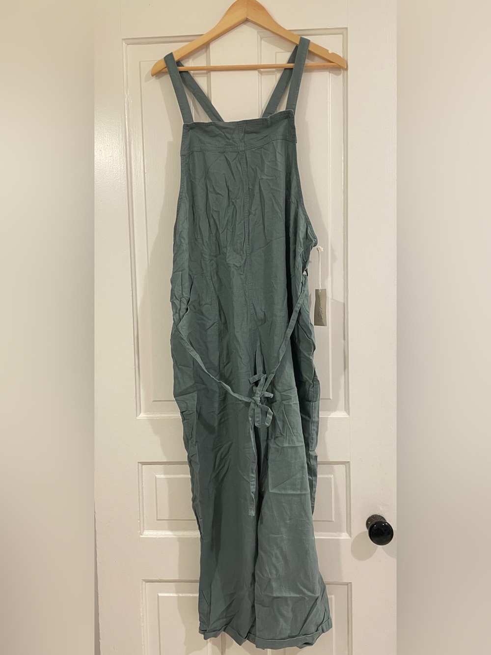Universal Thread Sage Green Linen-Blend Jumpsuit with Tie Waist